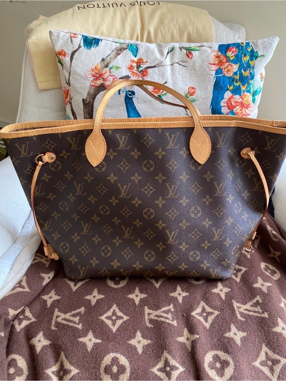 Louis Vuitton Neverfull MM - Picture 6 of 10